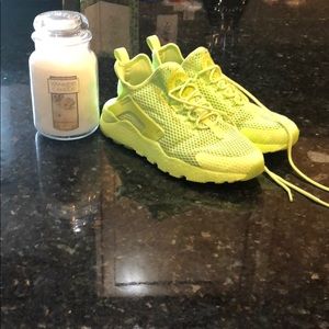 Nike Air Huarache - Neon
